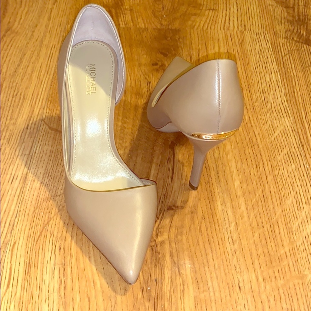 Micheal Kors Keke D’Orsay Pumps